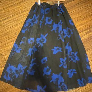 VENUS - maxi black/blue skirt - flowy - size large - Brand New